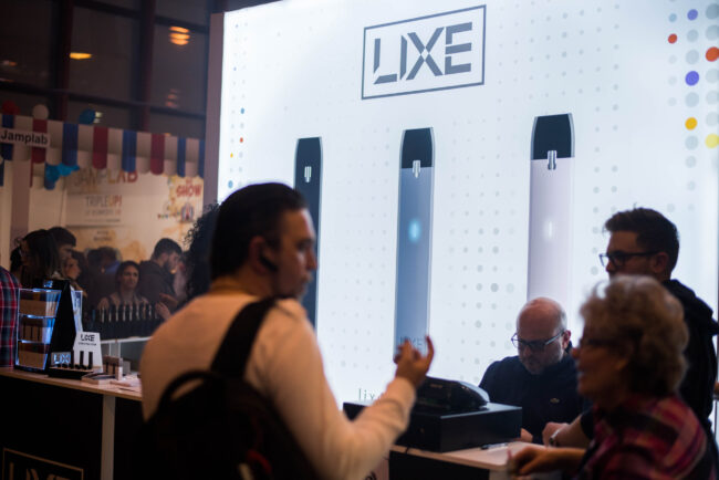 Pronti a dare il via alla IV Edizione di EXVAPO, la Fiera dello svapo del Sud Italia. Pronti a dare il via alla IV Edizione di EXVAPO, la Fiera dello svapo del Sud Italia.